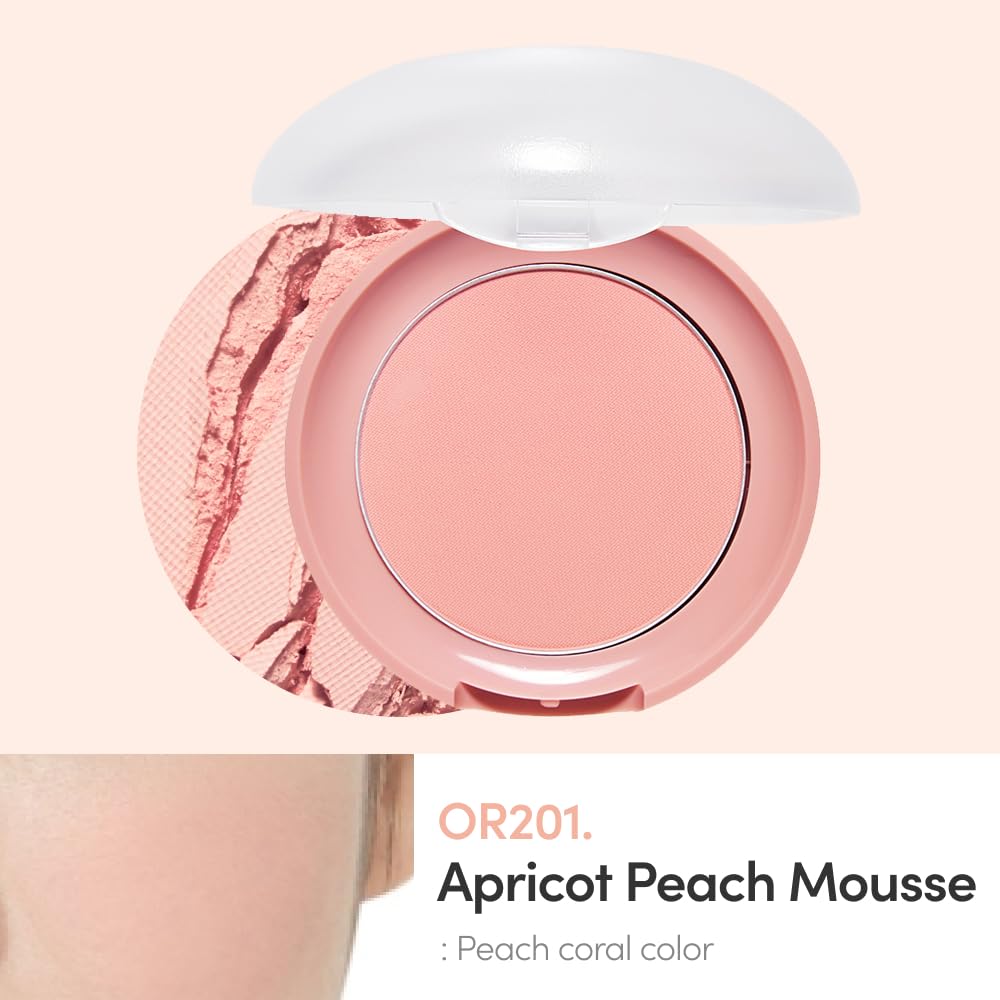 Long-Lasting Blush Powder – Soft Focus Glow with Puff Cushion