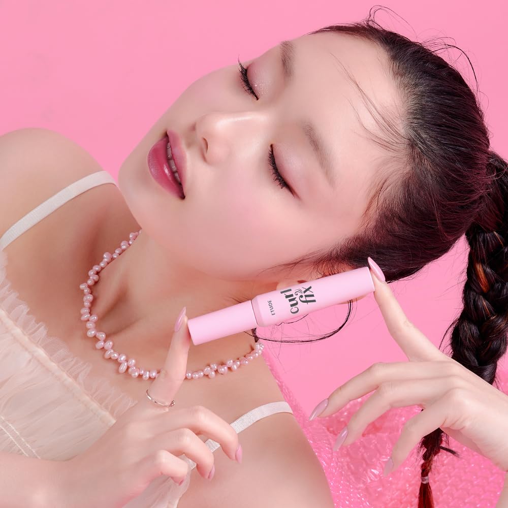 Best Curling Mascara – Long-Lasting, Waterproof, Volumizing